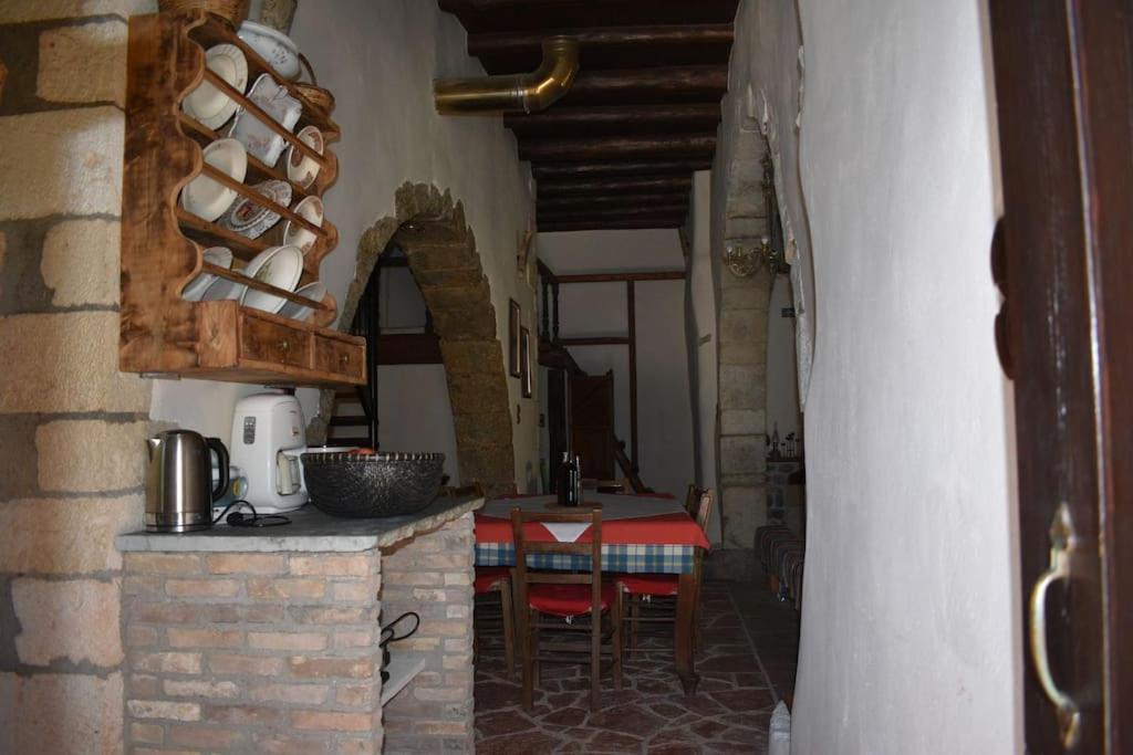 Traditional Villa With Pool In Sfakia Imbros Exterior photo