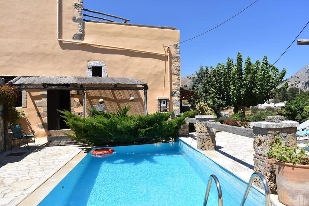 Traditional Villa With Pool In Sfakia Imbros Exterior photo